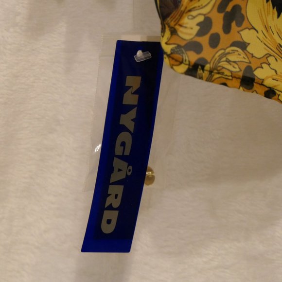 NEW Nygard Women's Missy Gold Baroque Blouse with Pleated Bell Sleeves SZ SMALL - Picture 9 of 10